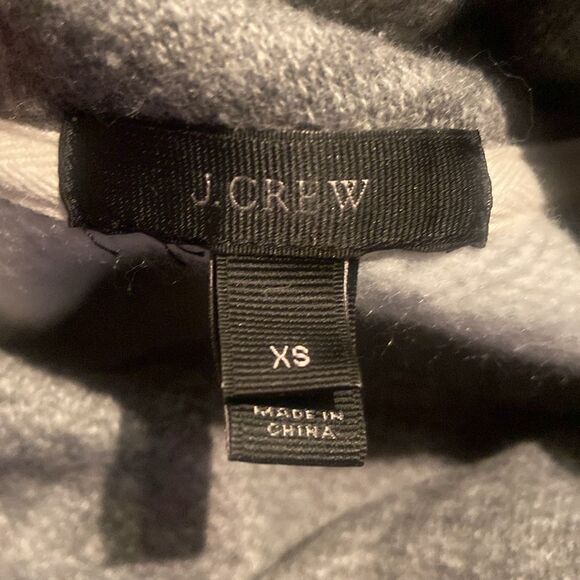 Women’s Gray J. Crew wool blend Sweater xs - Picture 5 of 10
